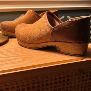 Dansko 38